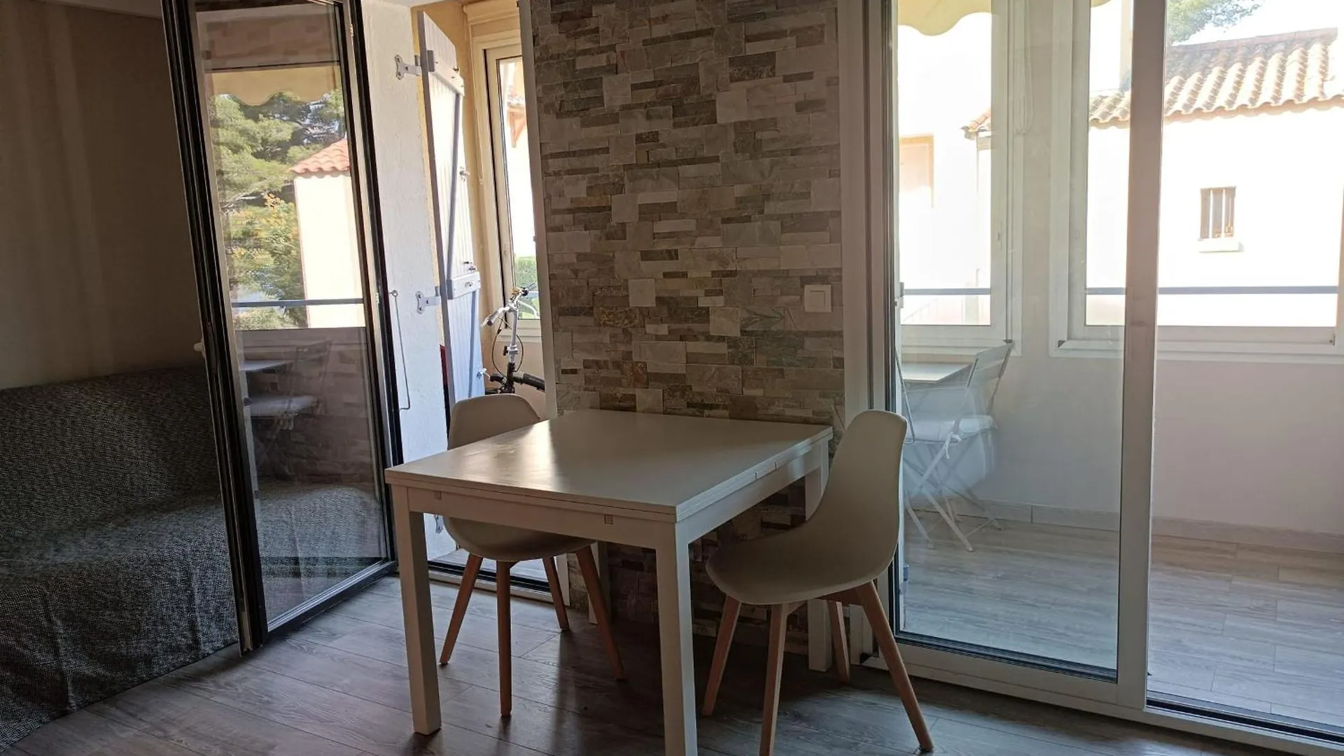 Beautiful Dwelling Close To The Sea Sanary-sur-Mer France